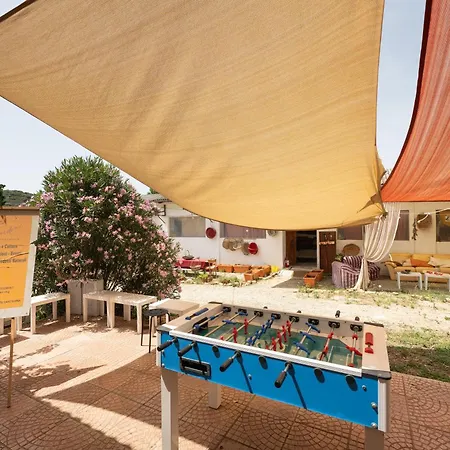 Romance Tent In The Eucaliptus Capitana